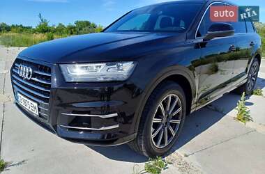 Audi Q7  2015