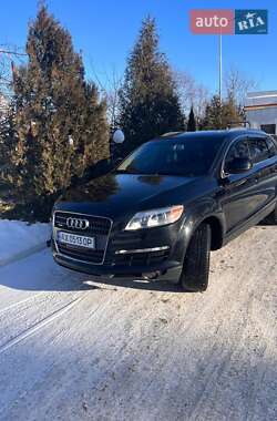 Audi Q7  2008