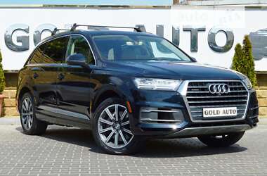 Audi Q7  2016