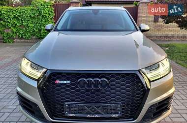 Audi Q7  2017