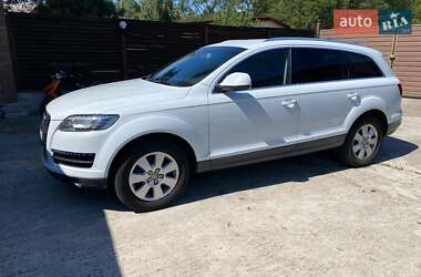 Audi Q7  2013
