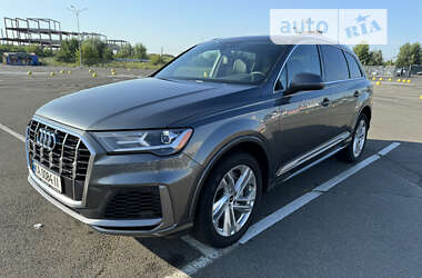 Audi Q7 2021