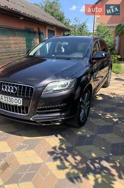 Audi Q7  2012
