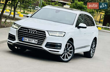 Audi Q7 2016