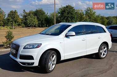 Audi Q7  2015