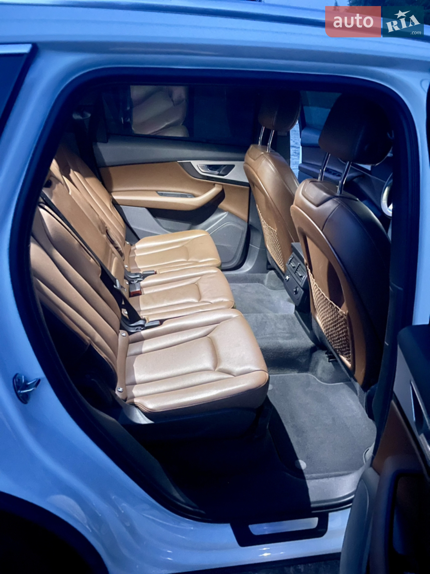 Audi Q7 2017 VIN WAUZZZ4M5JD018001 фото оголошення 8 з 23