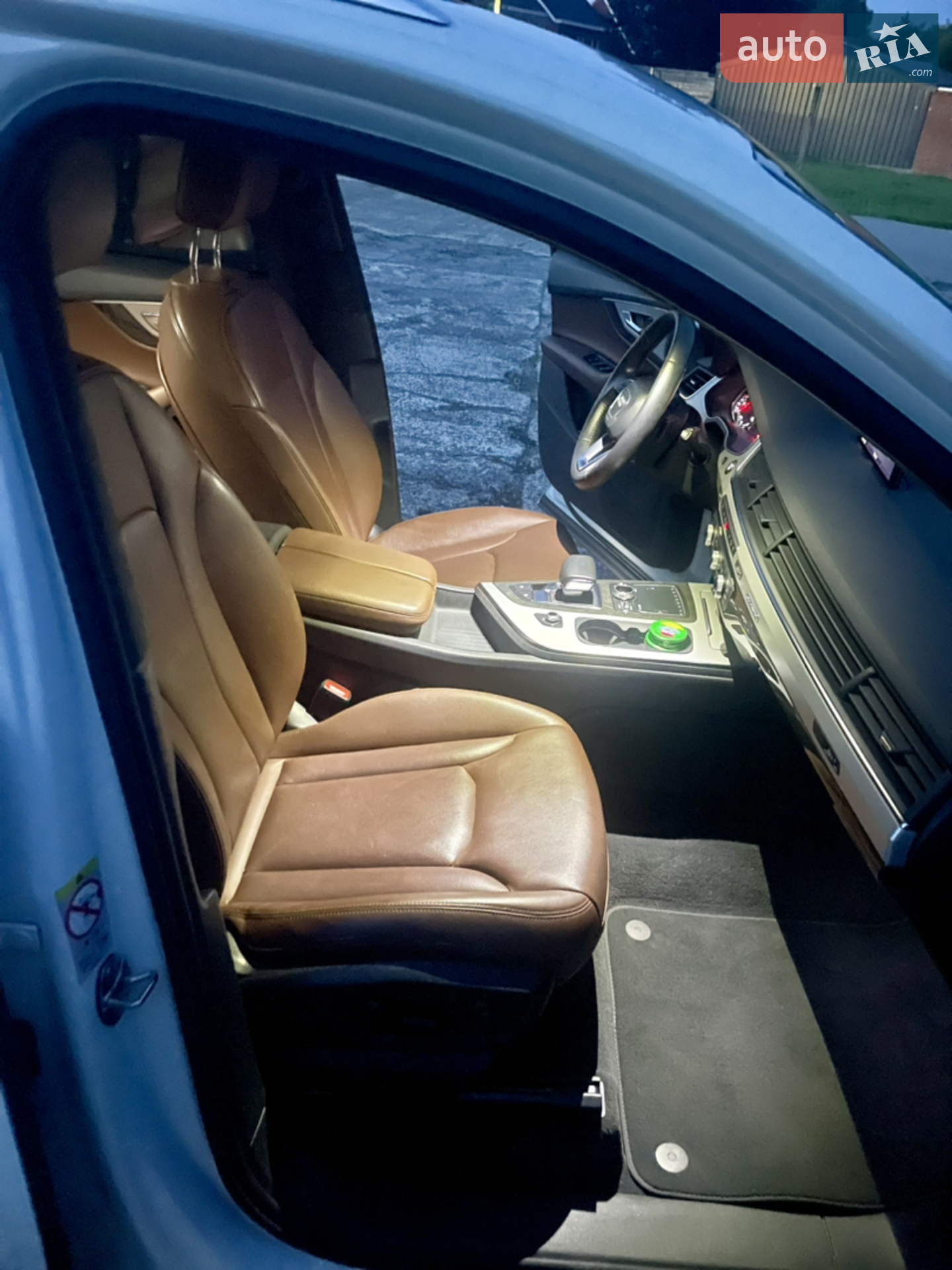 Audi Q7 2017 VIN WAUZZZ4M5JD018001 фото оголошення 9 з 23