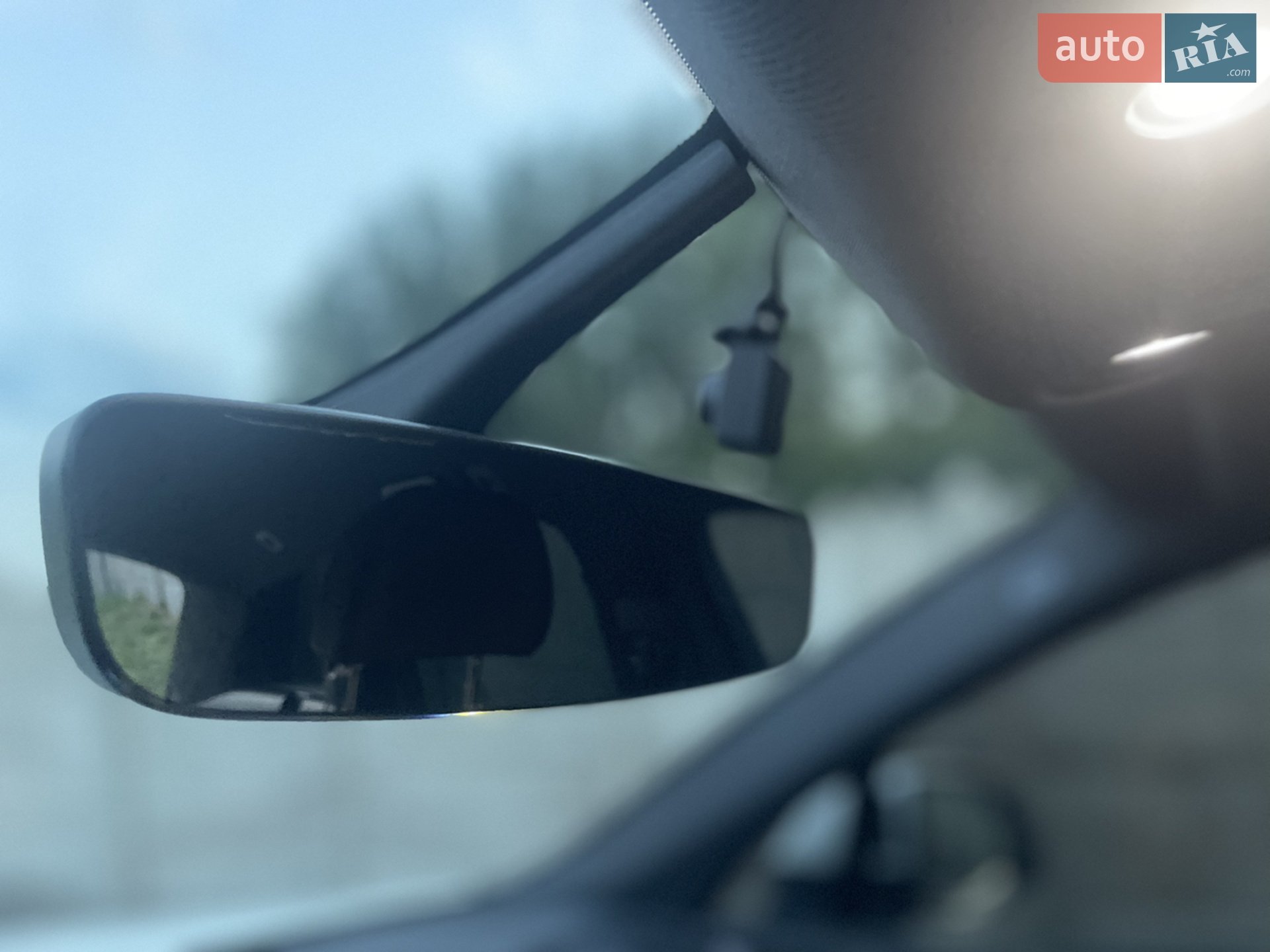 Audi Q7 2017 VIN WAUZZZ4M5JD018001 фото оголошення 13 з 23