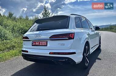 Audi Q7  2020