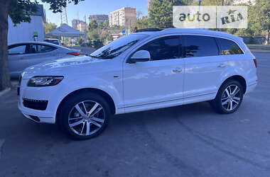 Audi Q7  2010