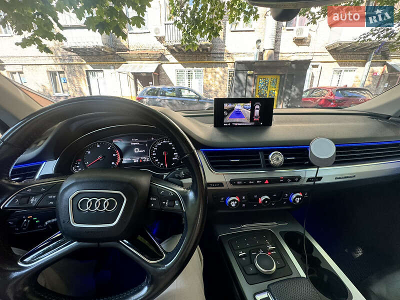 Audi Q7 2016