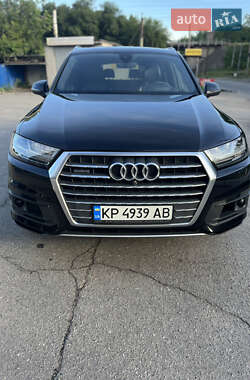 Audi Q7  2019