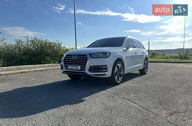Audi Q7  2017