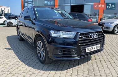 Audi Q7  2017