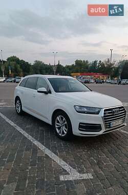 Audi Q7  2017