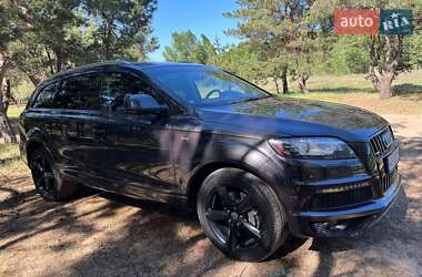 Audi Q7  2012