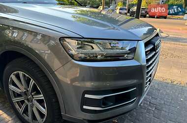 Audi Q7  2017