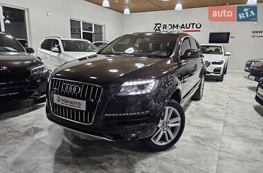 Audi Q7  2012
