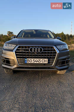 Audi Q7  2017