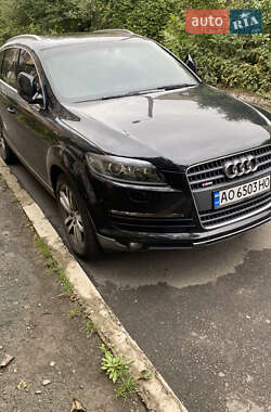 Audi Q7  2006