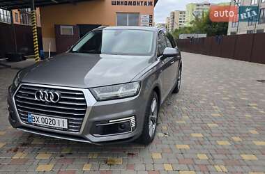 Audi Q7  2017