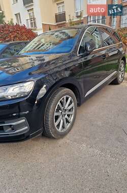 Audi Q7  2018