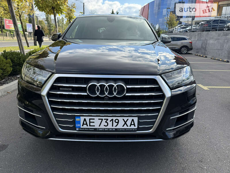 Audi Q7 2019 года в Одессе