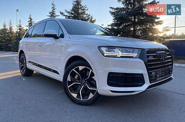 Audi Q7  2019