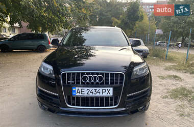 Audi Q7  2014