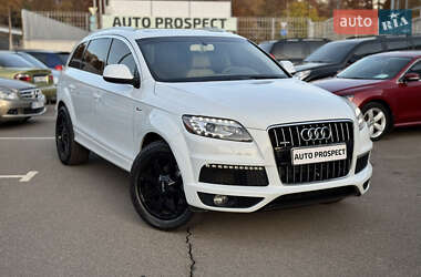 Audi Q7  2014