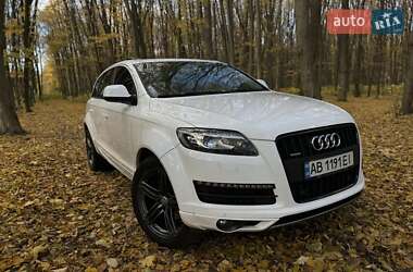 Audi Q7  2011