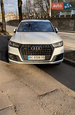 Audi Q7  2018