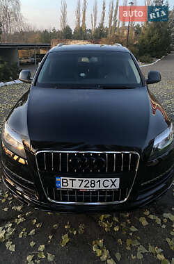 Audi Q7  2014