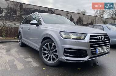 Audi Q7  2015