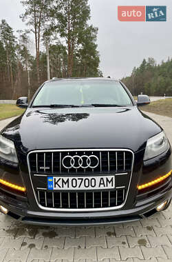 Audi Q7  2012