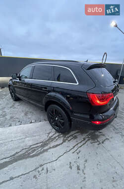 Audi Q7  2010