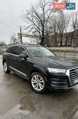 Audi Q7  2016