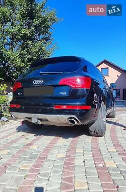 Audi Q7  2015
