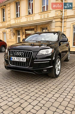 Audi Q7  2012