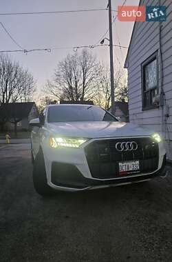 Audi Q7  2020