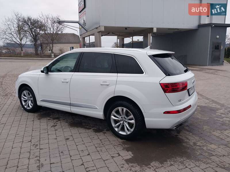 Внедорожник / Кроссовер Audi Q7 2018 в Бучаче