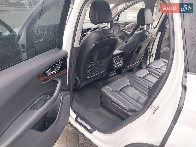 Внедорожник / Кроссовер Audi Q7 2018 в Бучаче