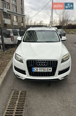 Audi Q7  2010