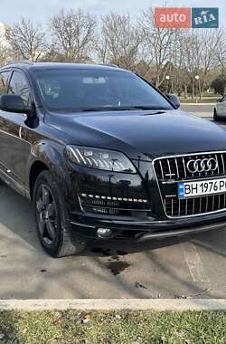 Audi Q7  2012