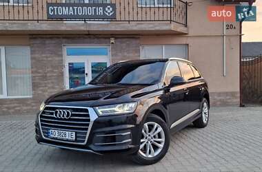 Audi Q7  2016