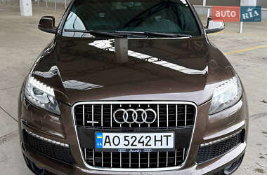 Audi Q7  2013