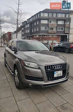 Audi Q7  2010