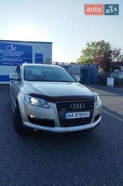 Audi Q7  2007