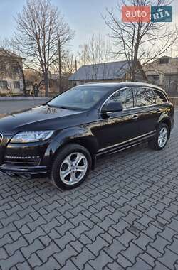Audi Q7  2013