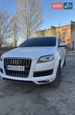 Audi Q7  2015